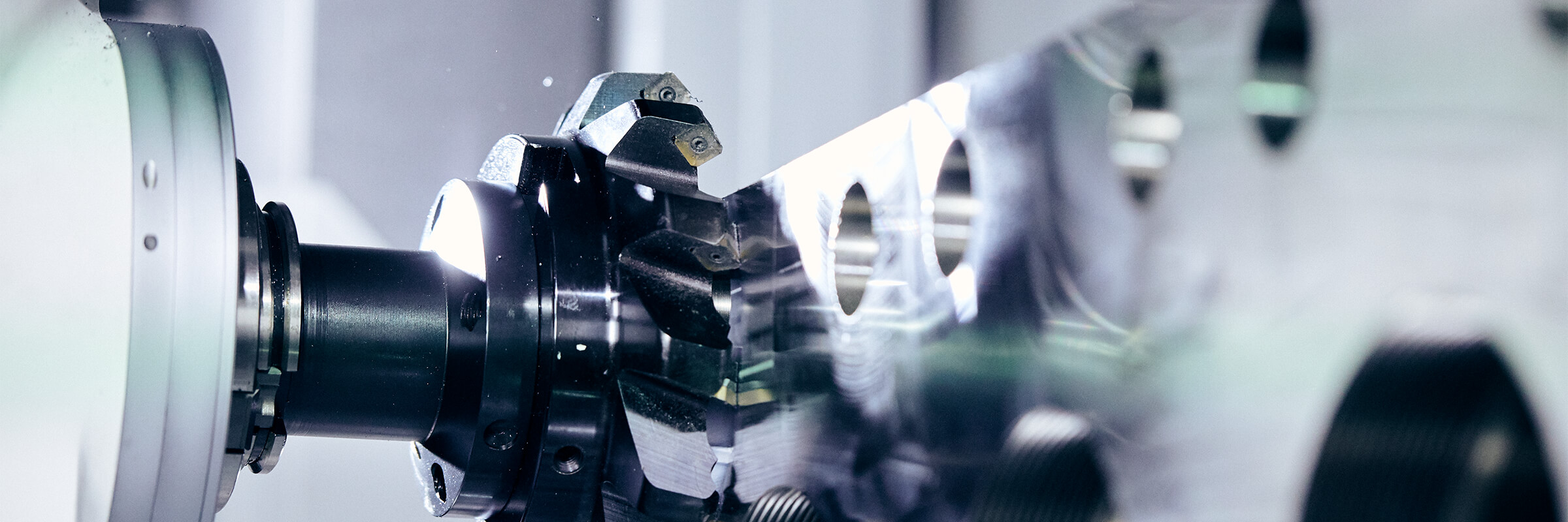 【兆恒機械】CNC加工有哪些優(yōu)勢？