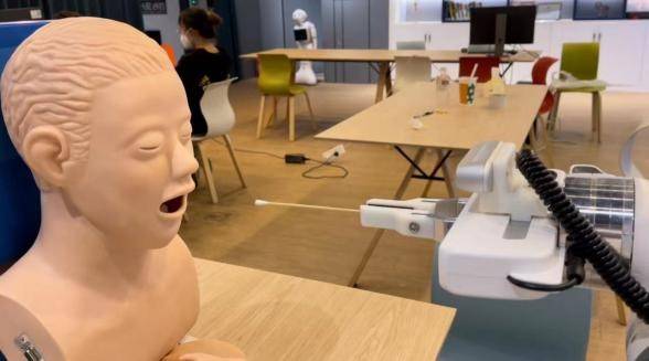 【兆恒機(jī)械】云端創(chuàng)新不停歇，上?？萍夹∥⑵髽I(yè)助力防疫，研發(fā)多種智能設(shè)備