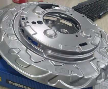 【兆恒機械】沖壓模具拉伸、成型、沖孔材料使用禁忌及折彎工藝細節(jié)處理