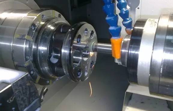 【兆恒機(jī)械】七種裝夾方法，助你解決車削偏心零件！