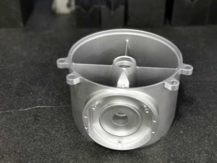 【行業(yè)知識(shí)】cnc精密機(jī)械加工中哪些因素會(huì)導(dǎo)致零件加工變形？